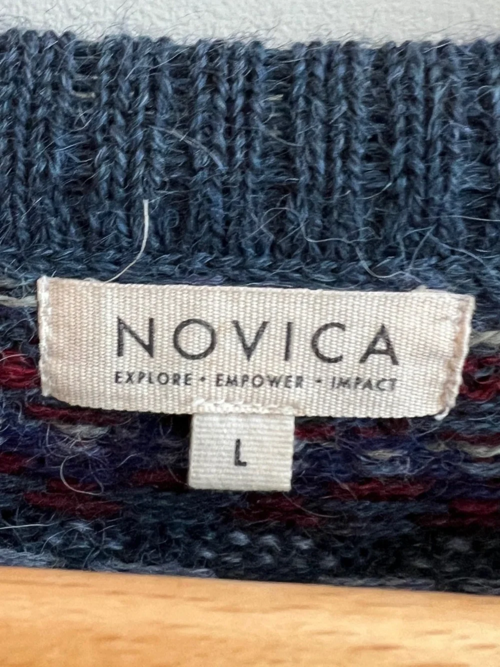 Novica alpaca striped